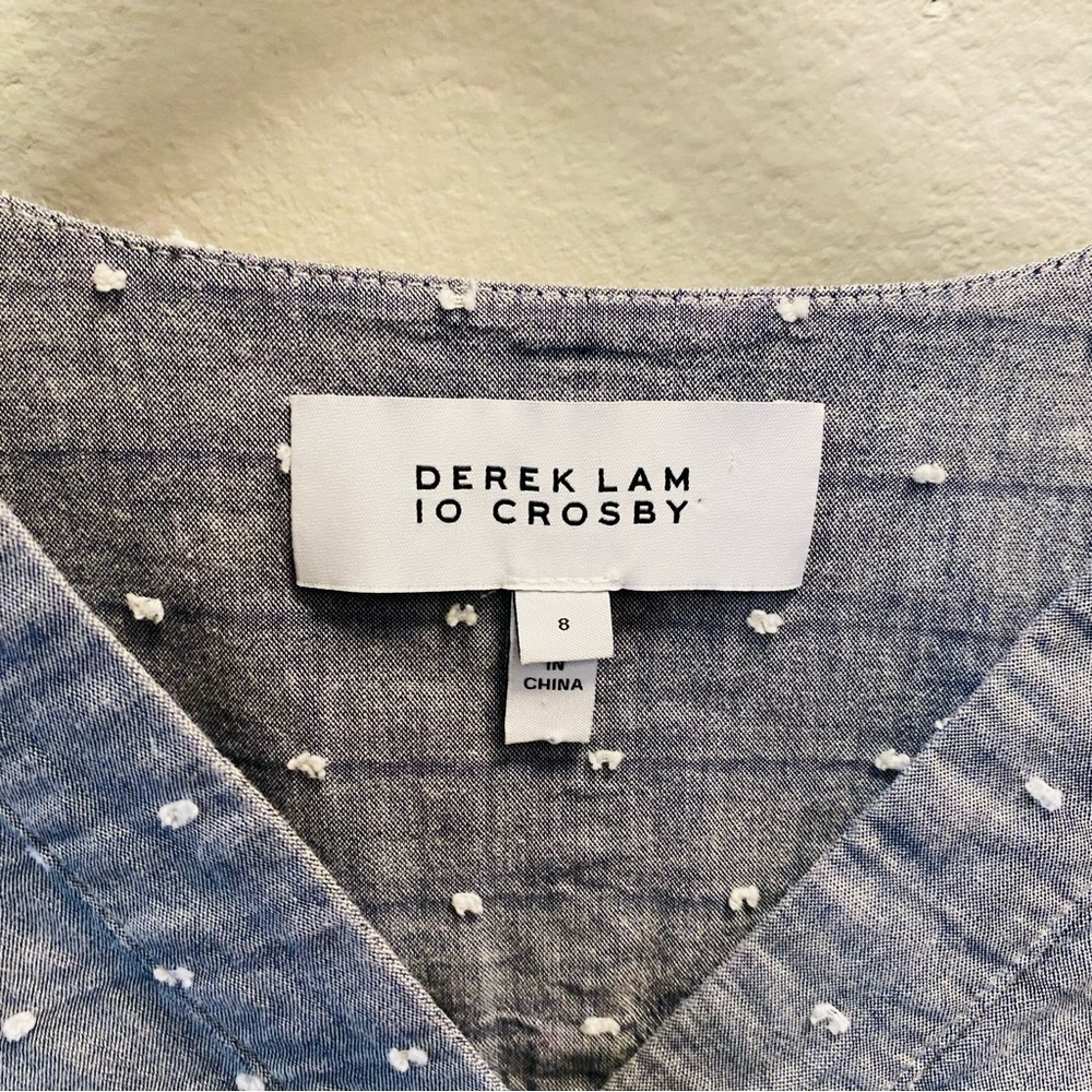 Derek Lam 10 Crosby Grey Swiss Dot Chambray V-Neck Popover Top - Picture 5 of 6